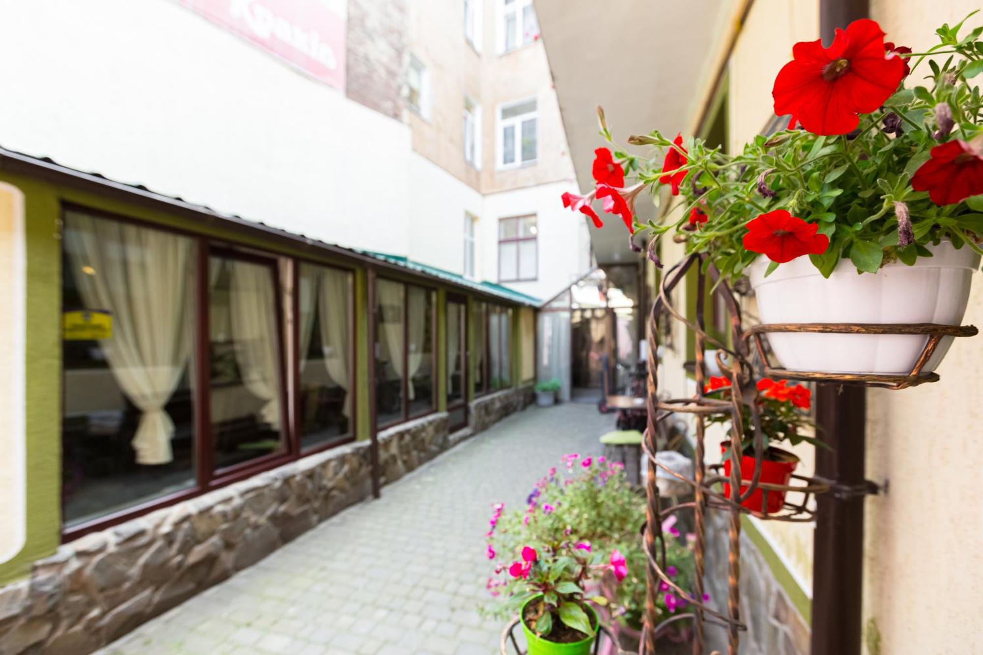 Staryi Krakiv Lviv Exterior foto